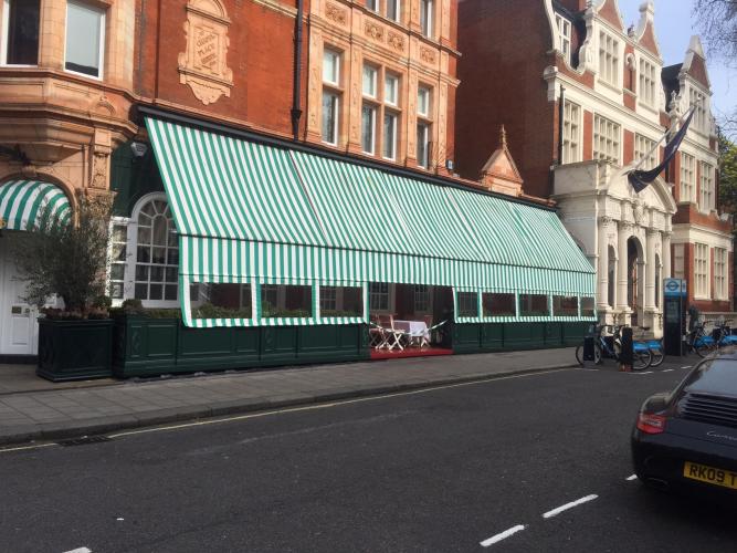 LRC Side Screen for Harry's Bar, Mayfair